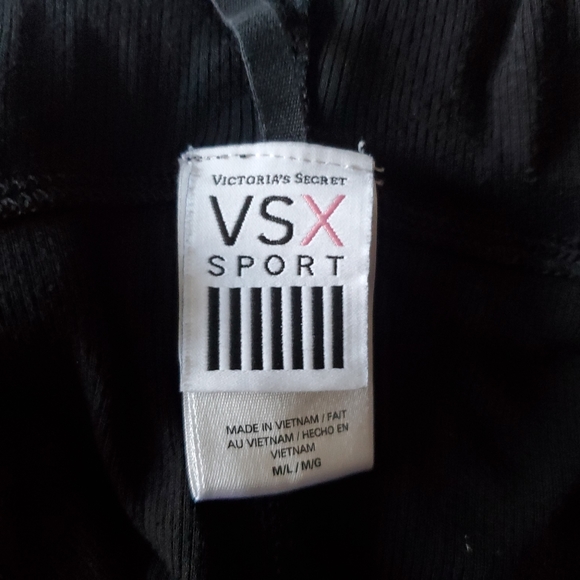 Victoria Secret Sport long sleeved hooded top - Picture 3 of 5